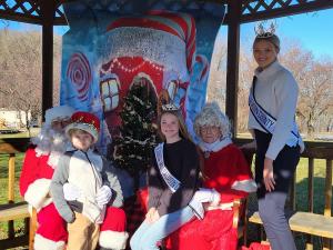 Christmas celebration gathers at the riverfront